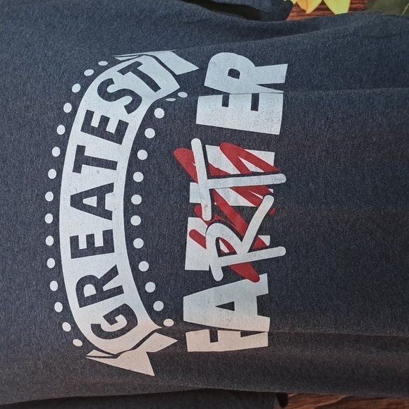 Dad T-shirt "Greatest Farter" Tees - Short Sleeve/Shirts, Size L for Men - Picture 2 of 3